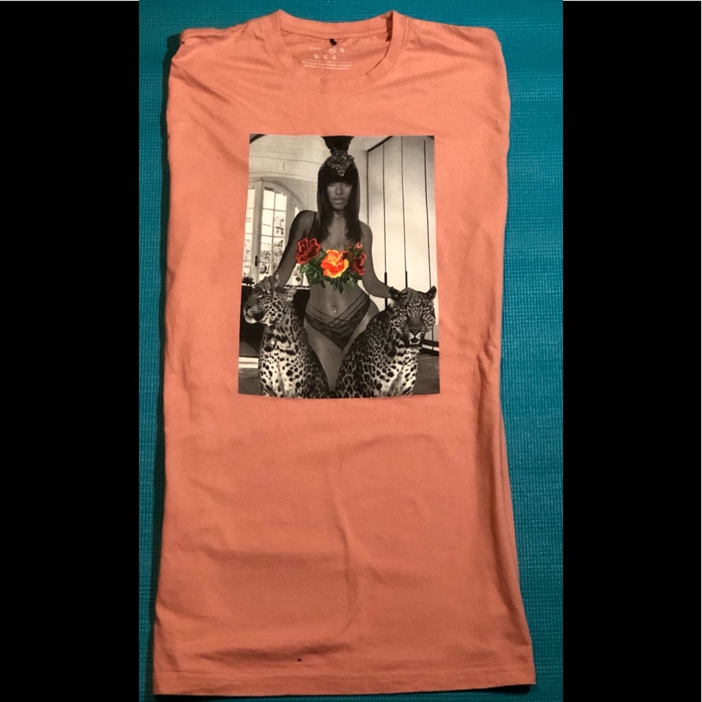 Akoo Graphic Tee
